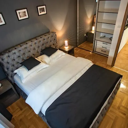 公寓 Apartment Podgorica *