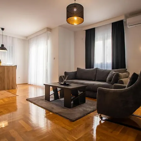 Apartment Podgorica * Подгорица